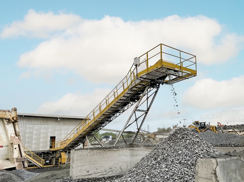 10 years of mining innovation and success: STEINERT and Ferbasa are leading the way in sensor-based sorting in Latin America.